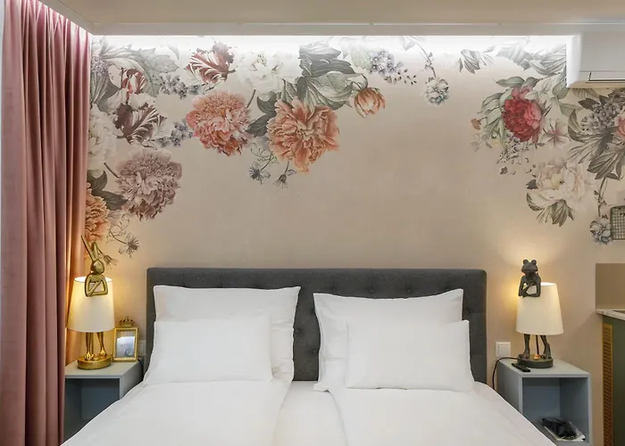 Hideaways - Boutique With Secret Courtyard Access * Wenen